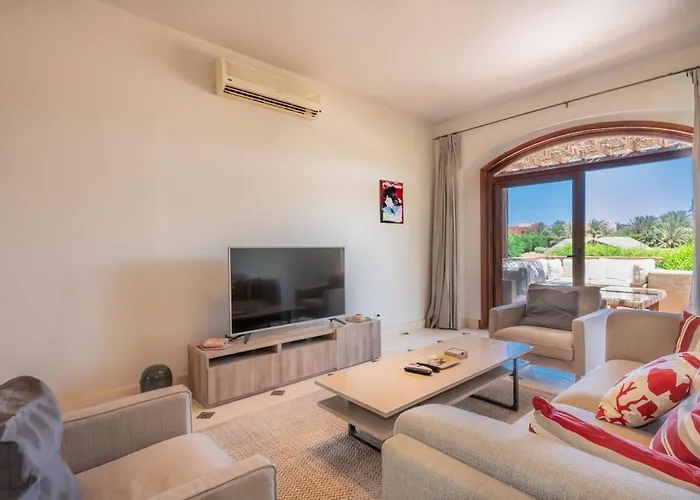 Italian Compound 3br Townhouse Lagoon-front Terrace & Direct Access, El Gouna Nyaraló *