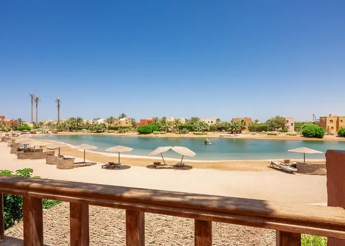 Italian Compound 3br Townhouse Lagoon-front Terrace & Direct Access, El Gouna