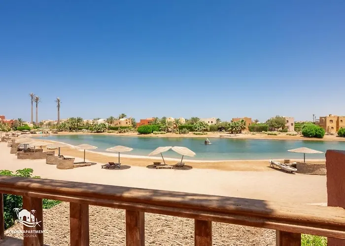 Nyaraló Italian Compound 3br Townhouse Lagoon-front Terrace & Direct Access, El Gouna