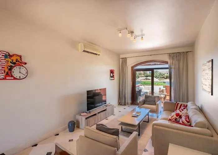 Italian Compound 3br Townhouse Lagoon-front Terrace & Direct Access, El Gouna *