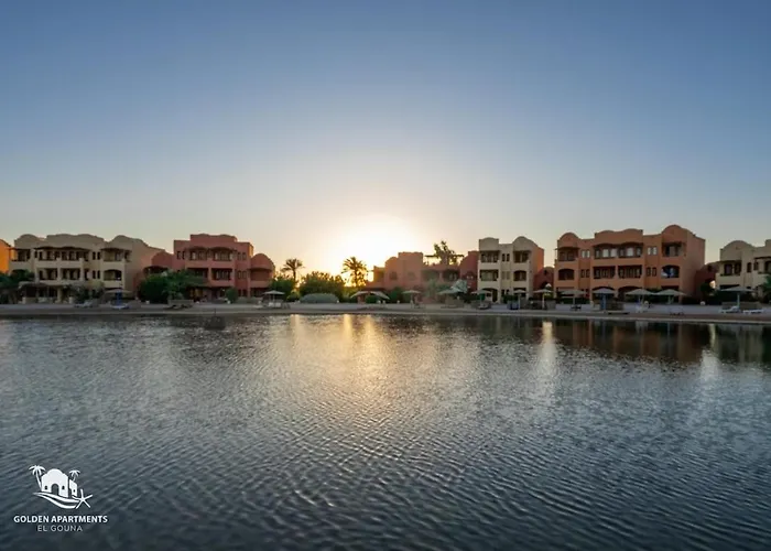 Italian Compound 3br Townhouse Lagoon-front Terrace & Direct Access, El Gouna Gurdaka