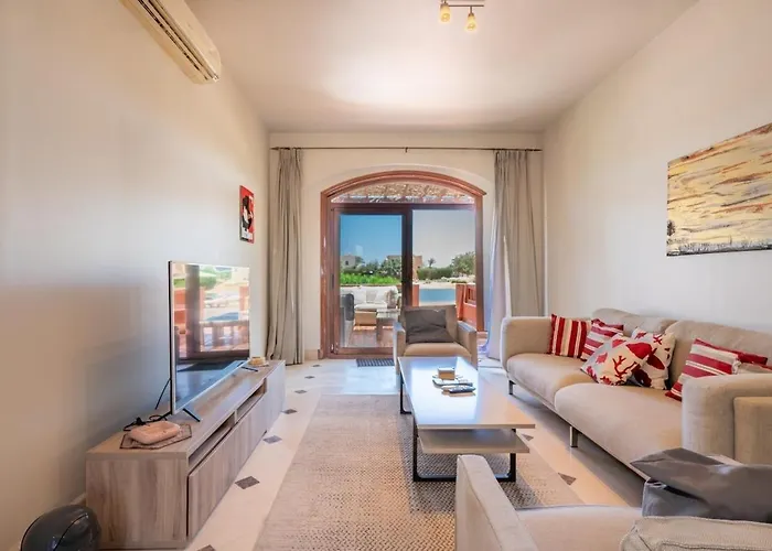 Nyaraló Italian Compound 3br Townhouse Lagoon-front Terrace & Direct Access, El Gouna Gurdaka